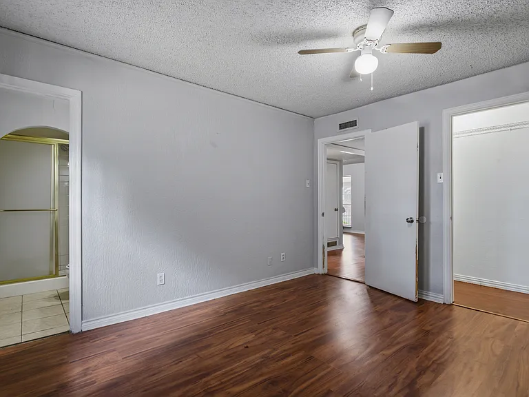 1518 Camelia Dr — Photo 13