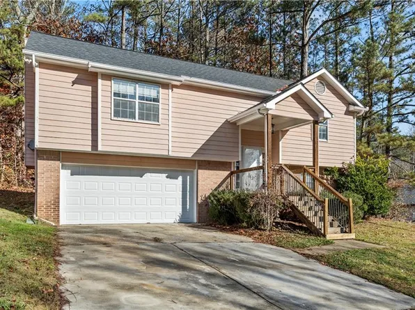 2102 Sandtree Ct SW, Atlanta, GA 30331