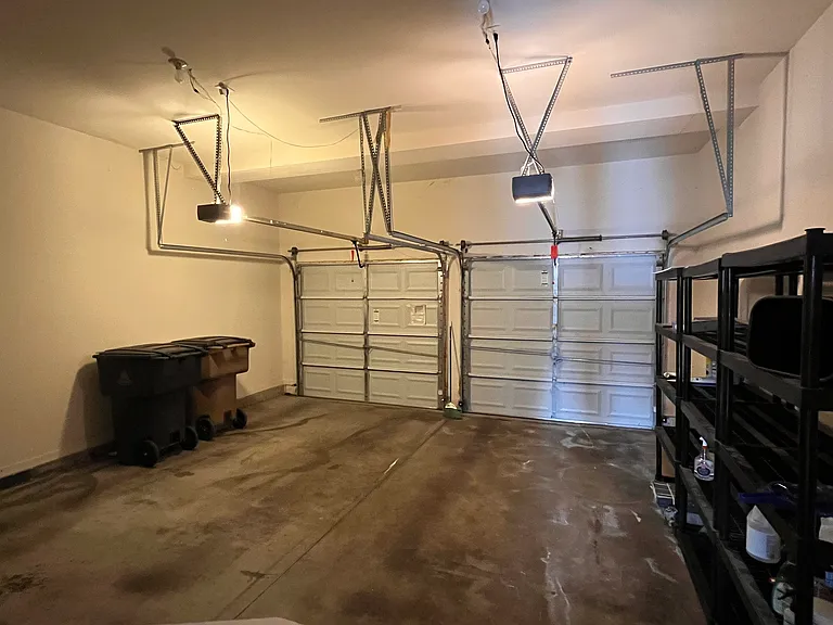 314 Shady Creek Ln — Photo 23