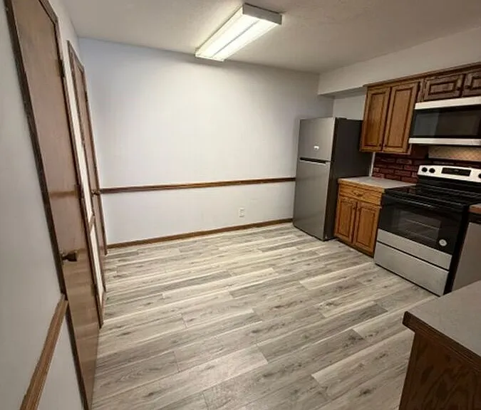 2115 Ottawa St #302C — Photo 9