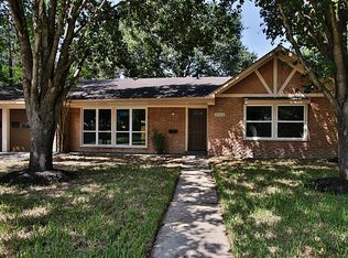 5742 Claridge Dr, Houston, TX 77096