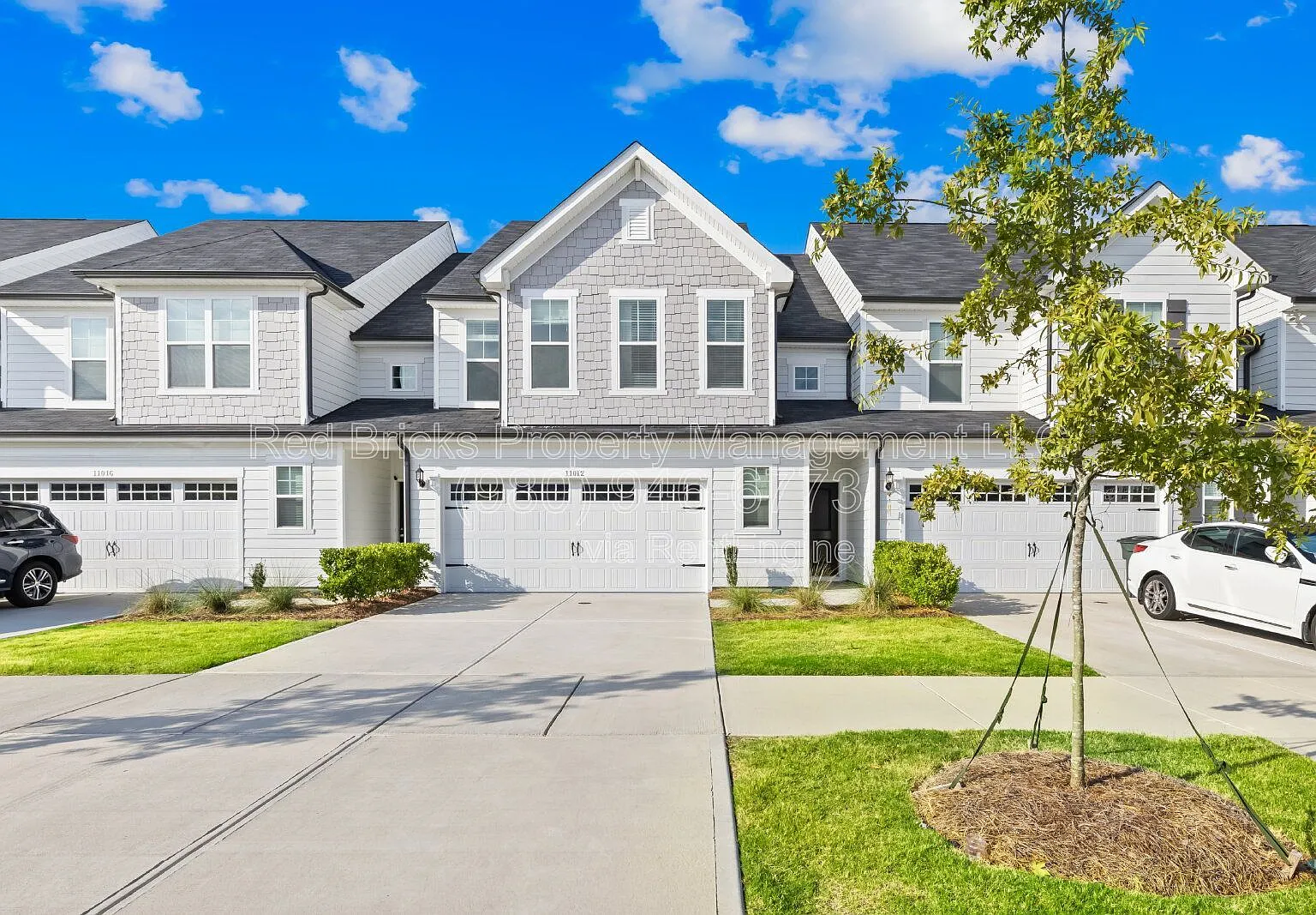 3 bed, 2.5 bath, 1856 sqft, $2,395 — Photo 1