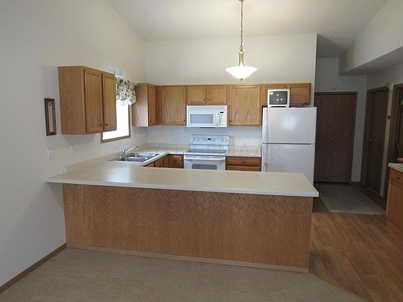 4th image of 3511 29th Ave S