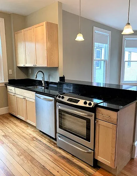 124 Brackett St #2 — Photo 1