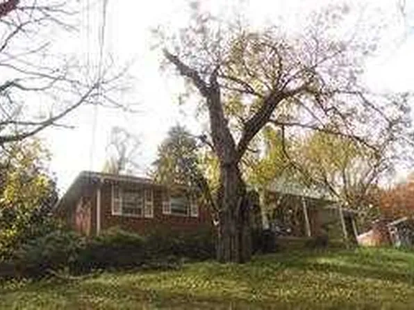 Soper Ln, Capitol Heights, MD 20743