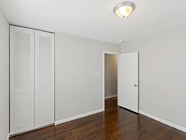 604 Hi Crest Dr — Photo 18