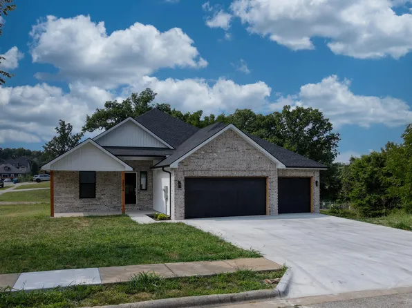 2014 Jay Street #E, Ozark, MO 65721