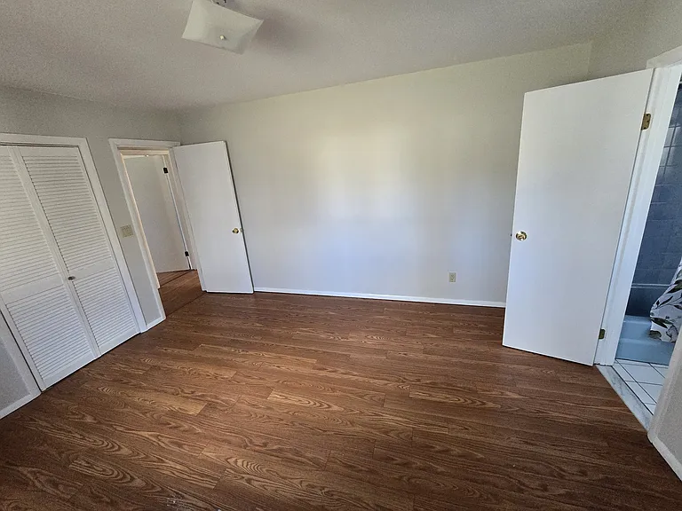 625 Wood Ave #B — Photo 16