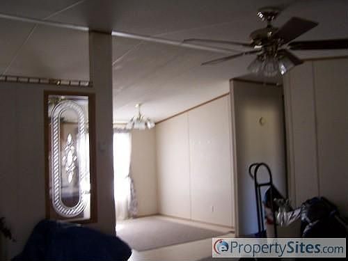 3rd image of 5040 County Road 305
