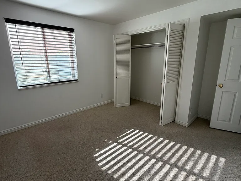 1177 Rocky Mountain Way — Photo 11