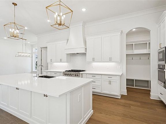 2nd image of 4245 Cypress Point Dr