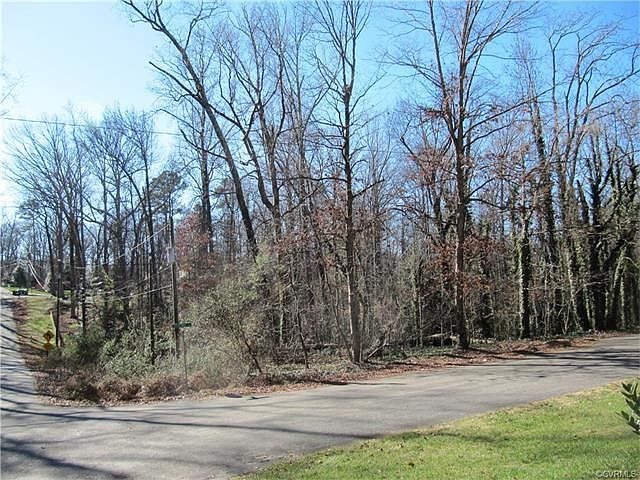 1st image of 8105 Stratford Pl