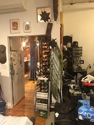 Rented by Ian Shapolsky Real Estate | media 47