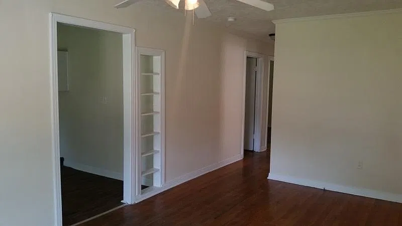 2200 Pulaski Pike — Photo 2