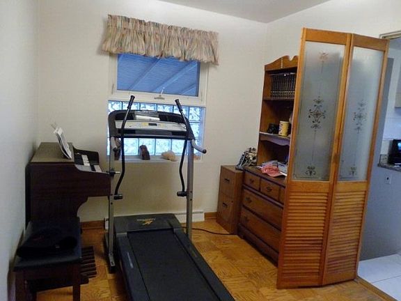 3rd image of 4625 Kolze Ave