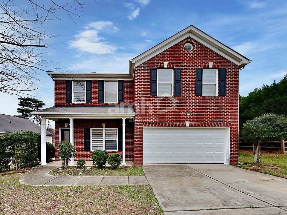 1st image of 247 Flanders Dr