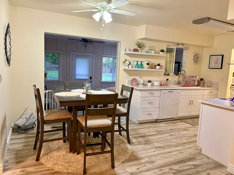 1315 Sherman Ave #B — Photo 4