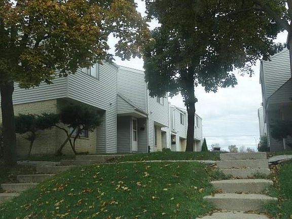 3rd image of 9968 W Fond Du Lac Ave #16