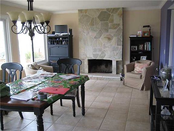 5th image of 259 Skyridge Ln