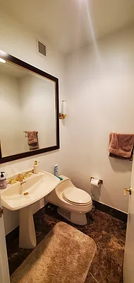 Rented by Luxury Habitat | media 35