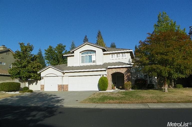 1st image of 108 Cruickshank Dr