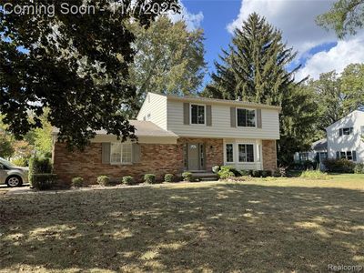 3715 Ledge Dr, Troy, MI, 48084