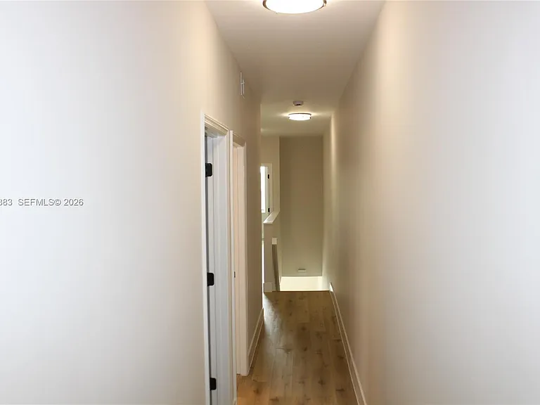 1820 Salerno Cir — Photo 32
