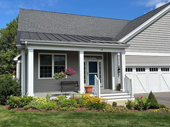 98 Keystone Dr, Williston, VT 05495