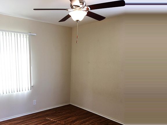 4th image of 417 E Elmwood Ave APT C