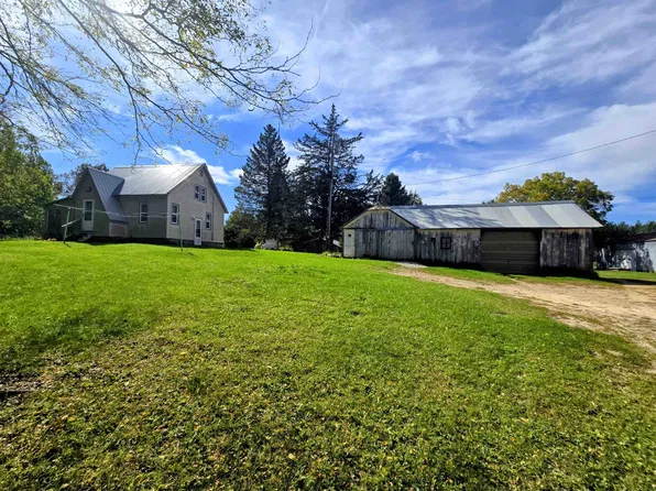 N1515 Valley Rd, Markesan, WI 53946