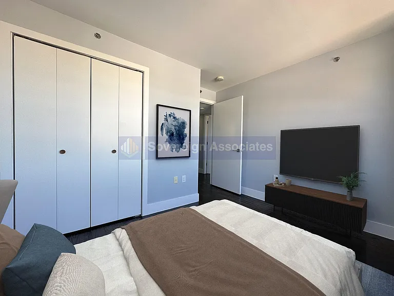 703 W 171st St #8 — Photo 7