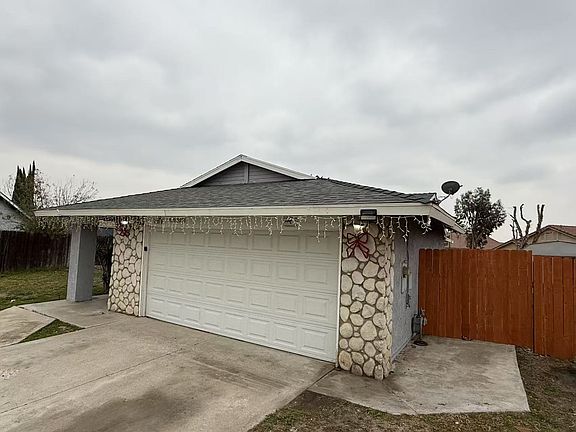 2nd image of 7781 Myles Ct