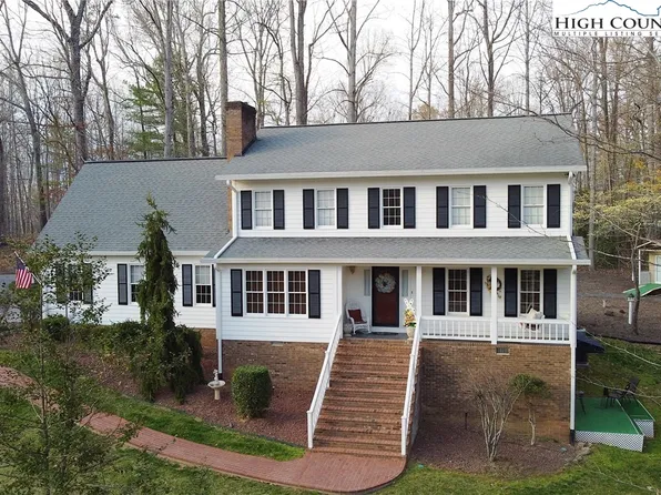 305 Old Farms Road, Wilkesboro, NC 28697