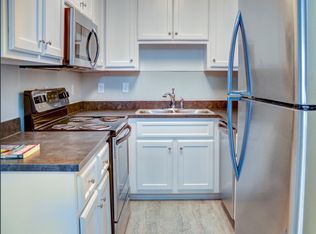 Queens Court Apartments, Hampton, VA 23669