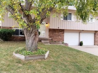 12911 Chandler St, Omaha, NE 68138