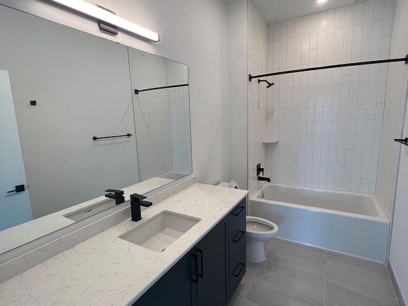 5th image of 2818 NW 1st Ave #107