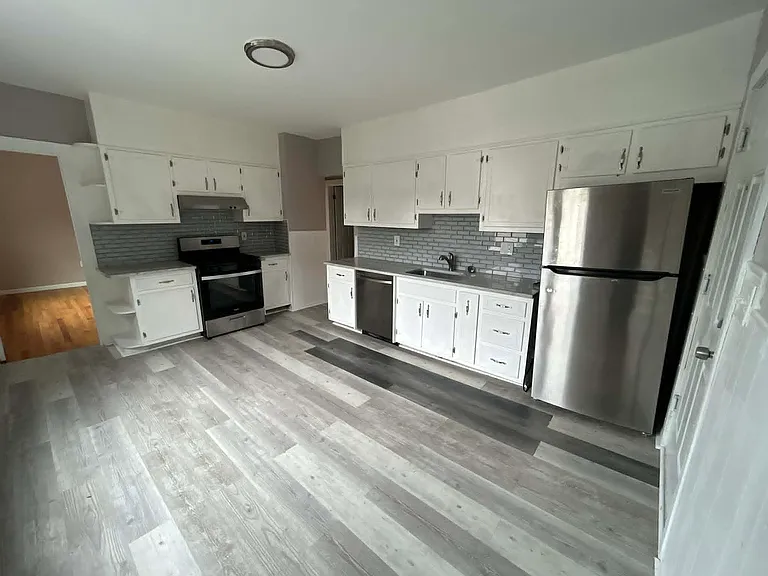 117 Tudor St #3 — Photo 7