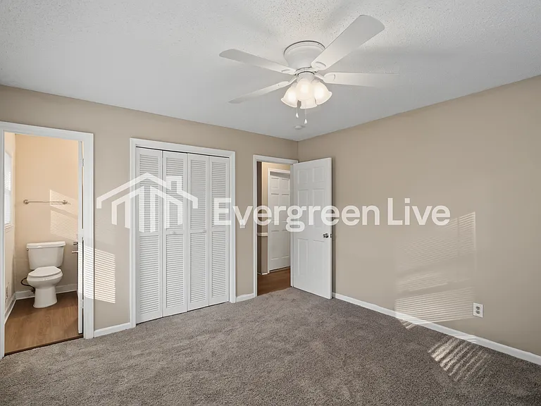 412 Dutch Dr — Photo 7