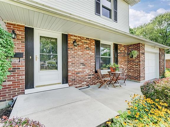 4th image of 5648 Candlelight Ln