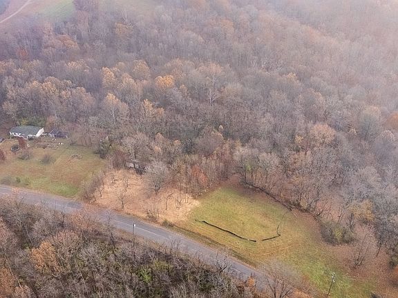 5th image of 1880 Sugar Ridge Rd