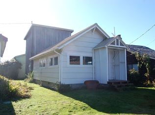 118 N 3rd Ave, Rockaway Beach, OR 97136