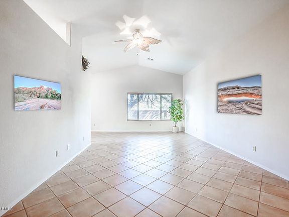 3rd image of 1706 W Avenida De Amelia N