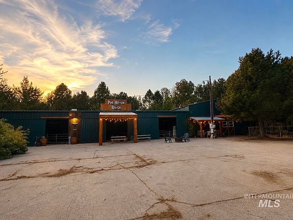 4th image of Heartland Ln