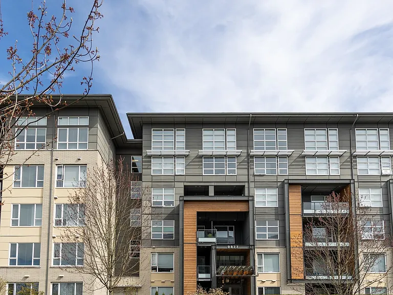 9877 University Cres #412 — Photo 4