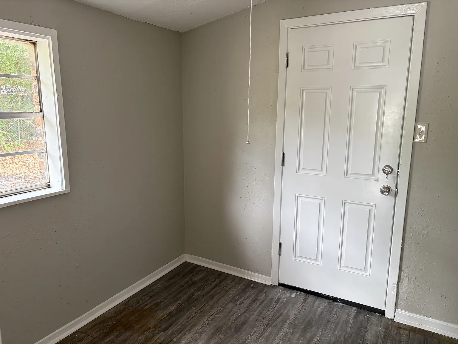 3 bed, 1400 sqft, $1,195 — Photo 2