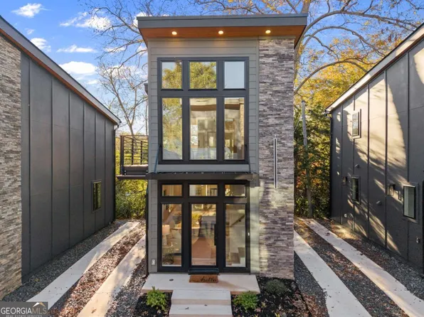 515 Nightfire Ct SW, Gainesville, GA 30501