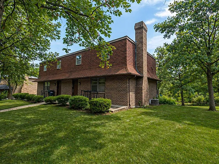 3306 Belle Meade Dr — Photo 3
