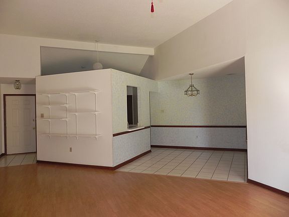 Great Room/ Dining Room