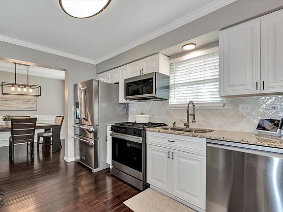 5th image of 2891 Bar Harbour Rd