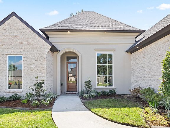 2nd image of 101 Sanctuary Ln